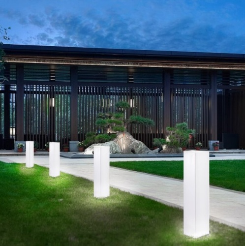 Светильник Колонна 30х30 питание от АКБ, RGB